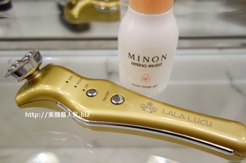人気美顔器ララルーチュ